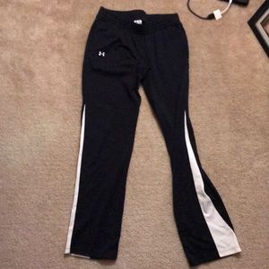 Women’s Under Armour pants - all season gear